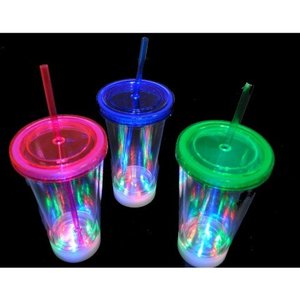 Paglia riutilizzabile da 16 once e etichette con <span class=keywords><strong>nome</strong></span> ciao servizio OEM bicchieri di plastica tazze da viaggio a doppia parete tazze da birra in plastica leggera a LED - Product Image 3
