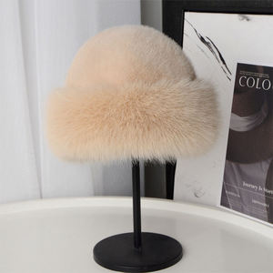 Boina de Piel Sintética, Gorro de Invierno Cálido y Térmico para Mujer, Gorro Mongol de Lana - Product Image 6
