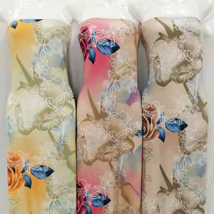 Venta al por mayor baati somalí 100 viscosa floral impreso faldas de las mujeres material de rayón tela de peso ligero - Product Image 2