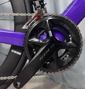 Vélo de route en carbone 700C en promotion, 24 vitesses à changement électronique, freins à disque hydrauliques, vélo d'endurance Flm 2 UT Di2-24s - Product Image 2