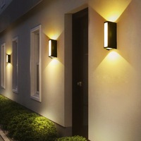 Applique murale LED extérieure moderne et minimaliste, blanc chaud, à économie d'énergie, étanche, installation facile, 85-265V, pour couloirs et entrées