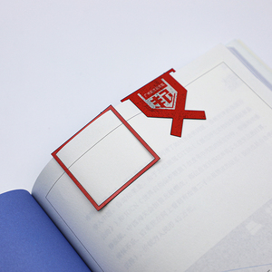 ที่คั่นหนังสือโลหะทองเหลืองบางแบบขายส่ง ลายสลักศิลปะสถาปัตยกรรม พร้อมพิมพ์ UV สำหรับสะสม - Product Image 5