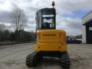 Heavy Duty 9035E Hydraulic Mini Digger 3980kg Crawler Bagger 3.8 Ton <b>Small</b> Excavator with Zero Tail Swing for Narrow Space Work - Product Image 6