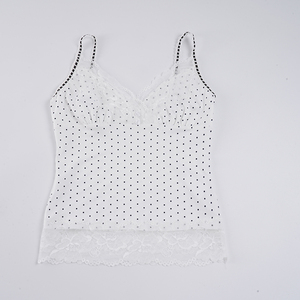 Camisola Corta Ajustada con Cuello en V y Parches de Encaje con Estampado de Lunares Estilo Y2K para Mujer, Venta al Por Mayor - Product Image 6