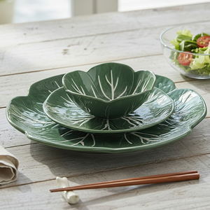 Service de table <span class=keywords><strong>portugais</strong></span> à motif chou vert, assiettes et bols en céramique style vintage. - Product Image 1