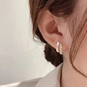 Orecchini a Doppio Strato Stile Coreano, Eleganti Gioielli a Perno Stratificati per Donna, Accessorio Regalo per Uso Quotidiano e Feste - Product Image 3