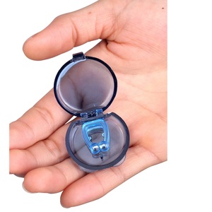 Xách Tay Silicone Từ Chống Ngáy Mũi Clip Unisex Dừng Ngáy Chống Ngáy Ngủ Silicone Từ Mũi Clip Công Cụ - Product Image 1