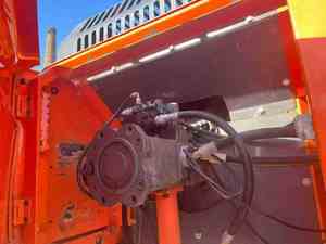 Excavatrice Doosan DX340LCA d'occasion, machine coréenne, composants principaux inclus : moteur, engrenage, PLC, garantie 1 an, chenille Airman - Product Image 5