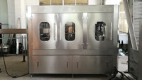 Ligne de production automatique d'eau minérale complète avec machine de remplissage de bouteilles en plastique de 250 ml, 300 ml, 500 ml, 750 ml
