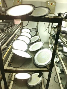 Projecteur UFO à <span class=keywords><strong>LED</strong></span> <span class=keywords><strong>industriel</strong></span> en aluminium moulé sous pression 150W 140LM/W IP65 étanche 220V - Product Image 6