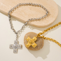 MYNECK Collier Croix Épaisse Exclusif Vintage Automne en Acier Inoxydable Plaqué Or PVD 18 carats Série Hippie Chunky