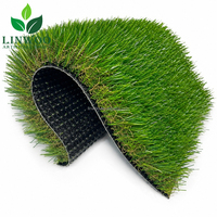 Gazon artificiel vert ignifuge pour extérieur, rouleau de tapis synthétique, pelouse artificielle pour animaux de compagnie et jardin - Prix usine