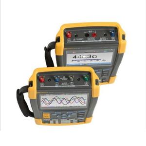 ออสซิลโลสโคปแบบพกพา Fluke 190-204/AU/S 200MHz 12 บิต พร้อมมัลติมิเตอร์ดิจิตอลแบบพกพาและเครื่องบันทึก - Product Image 2