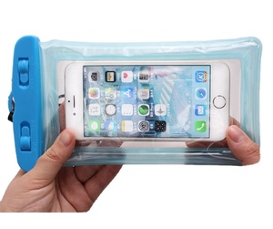 Étui universel flottant pour camping, natation et dérive en PVC IPX8 avec pochette étanche pour téléphone portable - Product Image 3