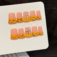 Diseño 901-1000 colección lujo diamantes de imitación Prensa en uñas Venta al por mayor 3D 10 piezas Gel Nail Set mujeres ataúd largo francés Nail Art
