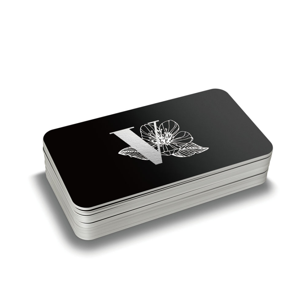Custom Logo Printing Luxury Matte Gold or Silver Foil Stamped PVC Plastic Business Card