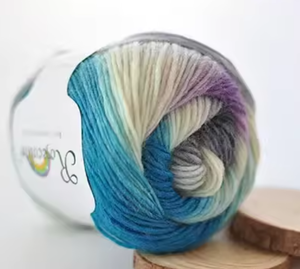 Filato 2026ZP in pura <span class=keywords><strong>lana</strong></span> anti-pilling a torsione stretta 9s, tinto sfumato arcobaleno, per lavorazione a maglia a mano - Product Image 2