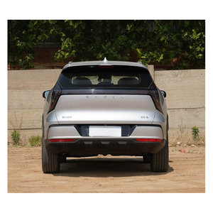 Geely Boyue L, SUV Familiar con Control de <span class=keywords><strong>Crucero</strong></span> Adaptativo, Asistente de Mantenimiento de Carril y Gran Distancia al Suelo para Distribuidores Internacionales de Automóviles - Product Image 4