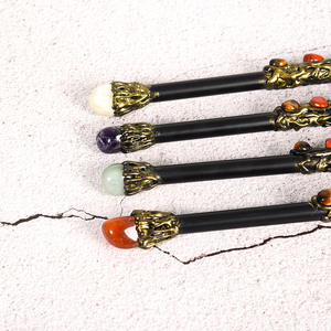 <span class=keywords><strong>Baguette</strong></span> <span class=keywords><strong>magique</strong></span> universelle sculptée en cristal naturel pour la <span class=keywords><strong>baguette</strong></span> <span class=keywords><strong>Harry</strong></span> <span class=keywords><strong>Potter</strong></span> Fourniture directe d'usine d'origine à noyau métallique - Product Image 3