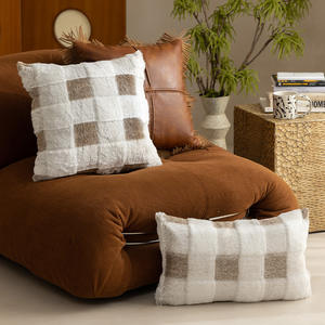 Soporte Lumbar geométrico moderno Simple de gama alta para luz de invierno Respaldo de cabecera de lujo Ventana de Bahía Fundas de almohada de felpa de invierno - Product Image 5