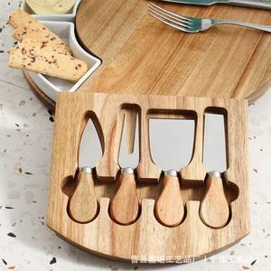 Planche à fromage en bois d'acacia avec ensemble de couteaux, planche à découper ronde en bois massif pour servir et recevoir - Product Image 4