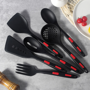 Utensilios de cocina antiadherentes de silicona de nuevo diseño, 6 uds., tenedor, espátula, cuchara, juego de utensilios de cocina de silicona resistente al calor - Product Image 5