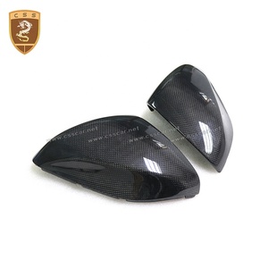 Vente Flash : Coque de rétroviseur latéral en fibre de carbone sèche style OEM pour Ferrari 812 Superfast - Product Image 2