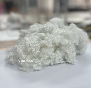 Fibra de Poliéster Reciclada 7D, 100% GRS, Fibra Sintética Hueca Conjugada Reciclada, Material de Relleno Siliconado - Product Image 1