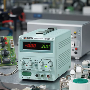 GW instek GPS-3030D 30V/3A điều chỉnh <span class=keywords><strong>DC</strong></span> cung cấp điện với hiển thị kỹ thuật số - Product Image 1