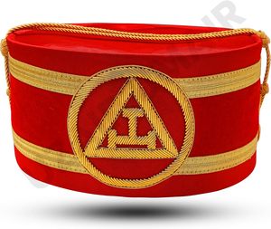 Gorra Masónica del Arco Real en Terciopelo Rojo con Logotipo del R.Arch Bordado a Mano, Incluye Estuche de Almacenamiento a Juego - Product Image 2