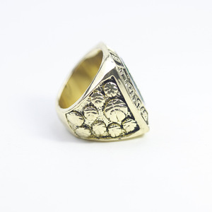 Anillo Conmemorativo del Salón <span class=keywords><strong>de</strong></span> la <span class=keywords><strong>Fama</strong></span> <span class=keywords><strong>de</strong></span> Bill Russell, Estrella del Baloncesto <span class=keywords><strong>de</strong></span> 1956 a 1969, Popular en Europa y América, Anillo Clásico Nostálgico - Product Image 3