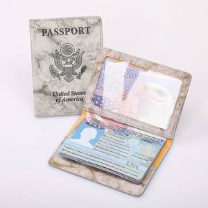 Funda para Pasaporte Estadounidense Personalizable, Impermeable, de Cuero Sintético PU, con Espacio para Tarjeta de Vacunación, Disponible en Varios Colores - Product Image 2
