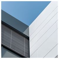 Plafond suspendu décoratif linéaire en aluminium, panneaux linéaires extensibles, plafonds perforés, plafond à lattes métalliques de qualité