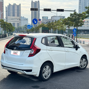 Honda Hatchback Usado Azul, Autos Usados de Gasolina, 5 Asientos, Auto de Segunda Mano con Asiento de Tela, Estacionamiento Mecánico - Product Image 2