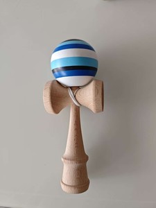 Jeu de Kendama en bois multicolore <span class=keywords><strong>pour</strong></span> toute la famille : idéal <span class=keywords><strong>pour</strong></span> les enfants, les adolescents et les adultes, parfait comme cadeau d'<span class=keywords><strong>anniversaire</strong></span>, favorise la coordination œil-main et l'entraînement des compétences. - Product Image 2