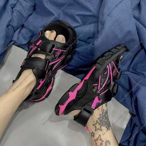 Chaussons plats de luxe originaux de créateurs de mode, chaussures d'extérieur tendance, chaussures décontractées pour femmes, sandales pour hommes - Product Image 5