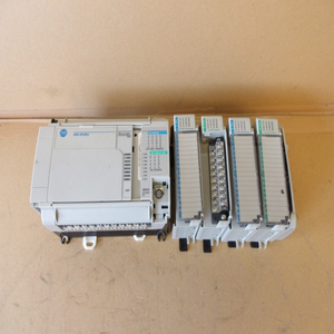 Contrôleur PLC programmable MICRO-LOGIC 1500 pour l'automatisation industrielle avec communication RS485 - Neuf - Product Image 1