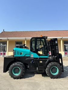 Montacargas Todoterreno con Motor Diésel T35A de 3.5 Toneladas para Uso en Restaurantes y Comercios - Product Image 4