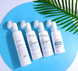 150ml 200ml 250ml <span class=keywords><strong>Mousse</strong></span> nettoyante pour le visage Bouteille à pompe avec brosse <span class=keywords><strong>Mousse</strong></span> pour nettoyer les pattes Nettoyeur de pattes d'animaux de compagnie pour chats et chiens - Product Image 2