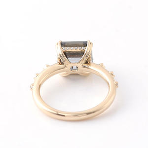 Обручальное кольцо с муассанитом 3,5 карат, темно-серого цвета - Product Image 5