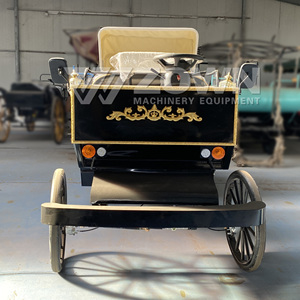 รถม้าไฟฟ้าโบราณ 4 ล้อ สีดำทอง ประดับตกแต่งสไตล์ยุโรป สำหรับงานแต่งงานและท่องเที่ยว - Product Image 2
