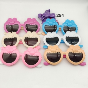 Lunettes de soleil PC mixtes pour enfants <span class=keywords><strong>stock</strong></span> prêt le jour même expédition usine lunettes de soleil droites soyeuses - Product Image 5