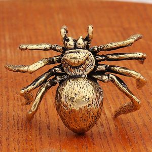 Escultura Moderna de Araña en Latón - Artesanía Metálica Única para Entusiastas del Arte y la Decoración - Product Image 2