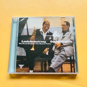 Louis Armstrong et Duke <span class=keywords><strong>Ellington</strong></span> : le Grand Sommet CD. Jazz historique définitif : la collaboration emblématique de deux légendes du jazz. - Product Image 1