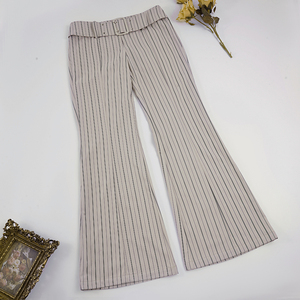 กางเกงทรงบานสไตล์วินเทจสำหรับผู้หญิง ผ้าทอ แต่งเข็มขัดโลหะลายทาง เอวต่ำ ระบายอากาศได้ดี เป็นมิตรกับสิ่งแวดล้อม ใช้งานได้หลากหลาย เหมาะสำหรับใส่เดินทาง - Product Image 6