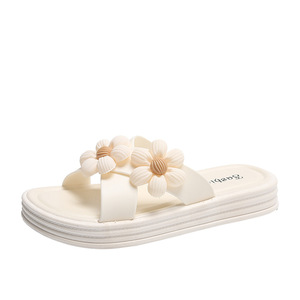 Tendance mode féminine : Sandales de plage élégantes et polyvalentes, faciles à enfiler, respirantes, pour l'été, usage extérieur, design antidérapant, motif floral - Product Image 2