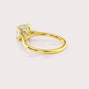 แหวนหมั้นเพชรทรงคุชชั่นคัท เพชรเพาะเลี้ยงในห้องปฏิบัติการ ตัวเดียว ประดับบนตัวเรือนทองคำ 18K สีเหลือง / สีขาว และสีโรสโกลด์ - Product Image 4