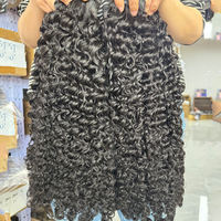 Bundles bouclés birmans Bundles de cheveux humains indiens vietnamiens Bundles de cheveux bruts bouclés birmans 100% Extension de cheveux humains non transformés