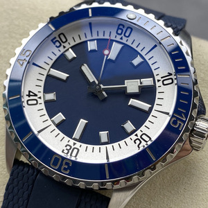 Montre de plongée sportive rétro haut de gamme 42 mm Shanghai automatique 300 mètres étanche unisexe design haut de gamme luminescent en acier inoxydable - Product Image 1