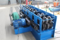 Machine automatique de redressage de tôles métalliques pour la réparation de barrières de sécurité routières en treillis métallique galvanisé Guangchi